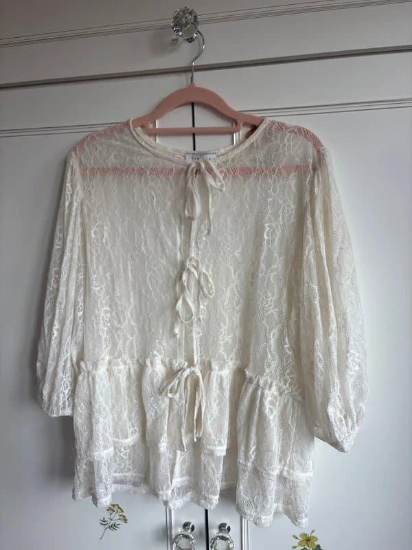 Topshop Topshop lace bow tie top