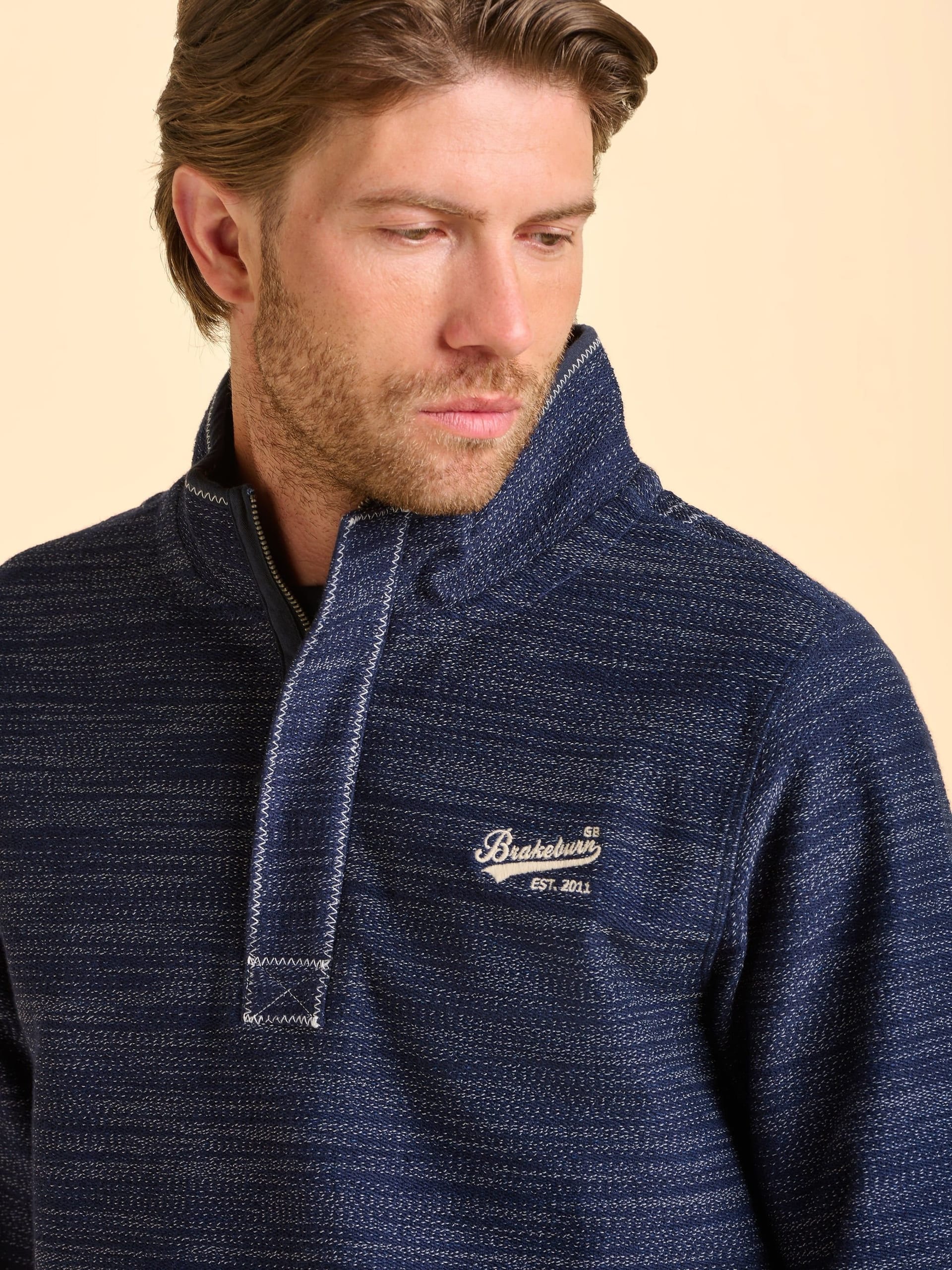 Brakeburn Brakeburn Men's Weymouth Quarter Zip Sweatshirt in Navy - 4