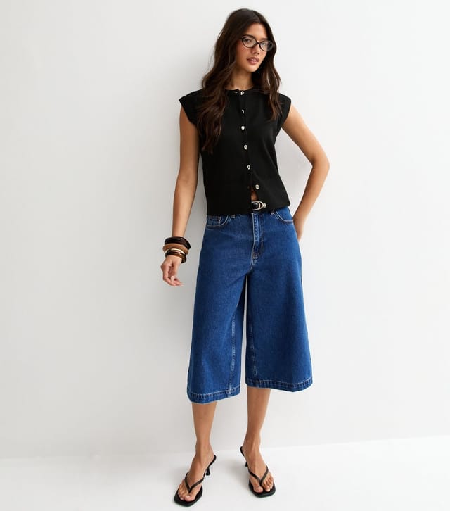 New Look Women's Black Knit Abstract Button Waistcoat New Look - 3