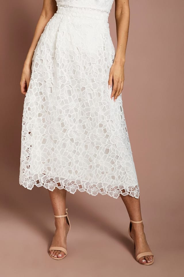Coast Coast Women's Lace Full Midi Skirt in Ivory - 2