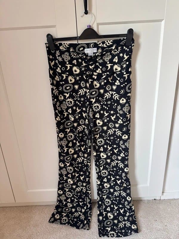 Never Fully Dressed Flared leggings