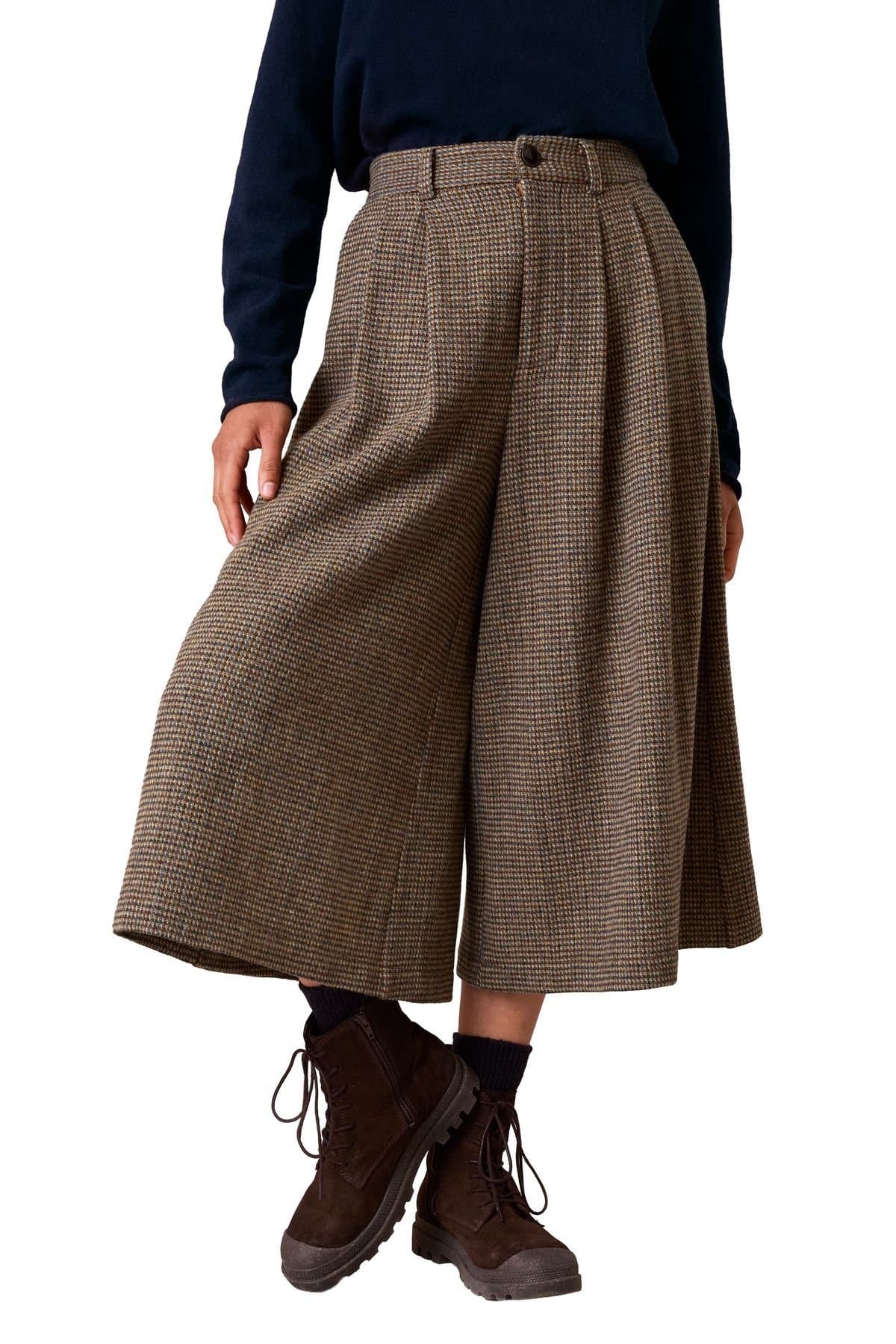 Celtic & Co Celtic & Co Women's Heritage Check Culottes in Brown