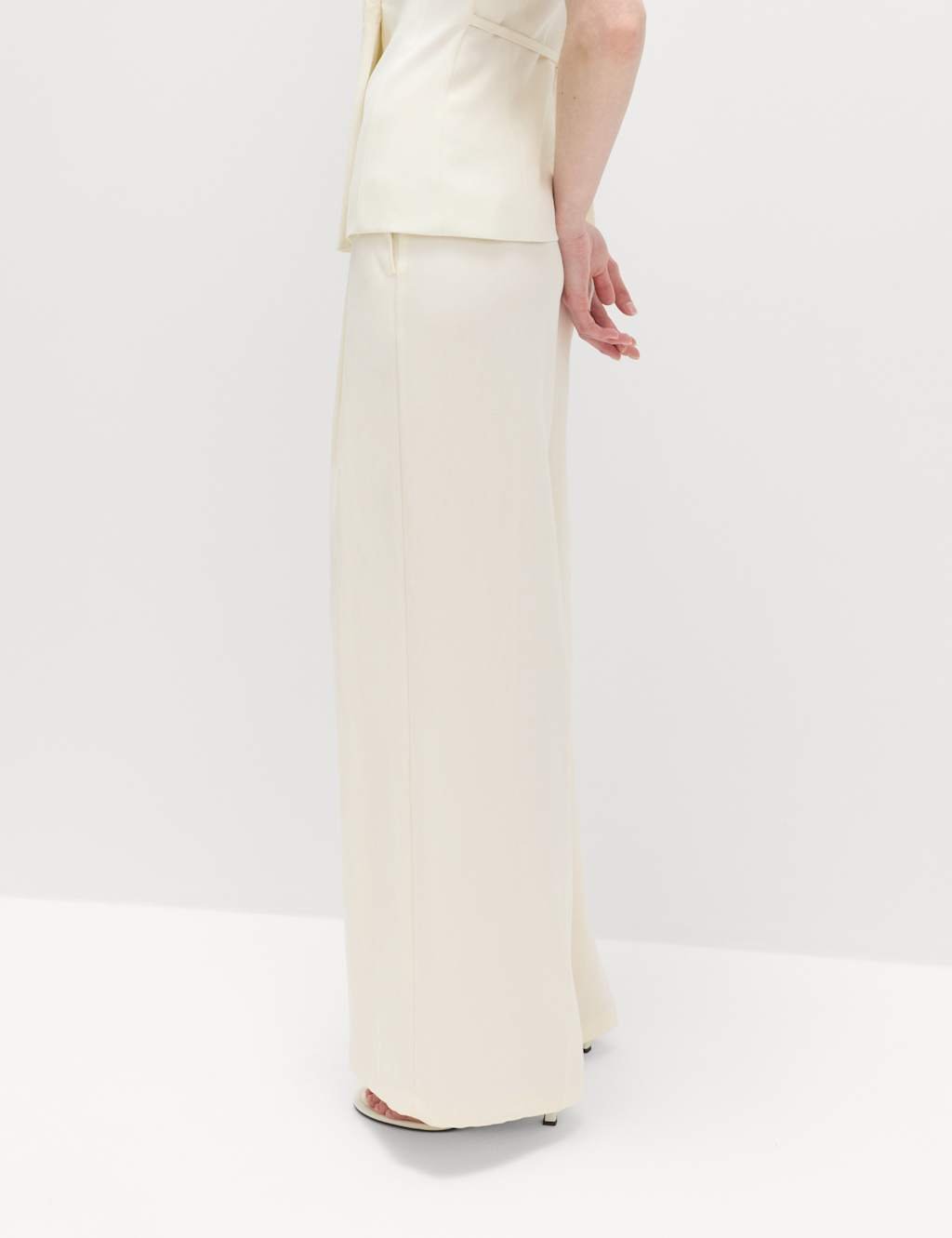 Marks & Spencer M&S Single Pleat Wide Leg Trousers with Linen Ivory - 2
