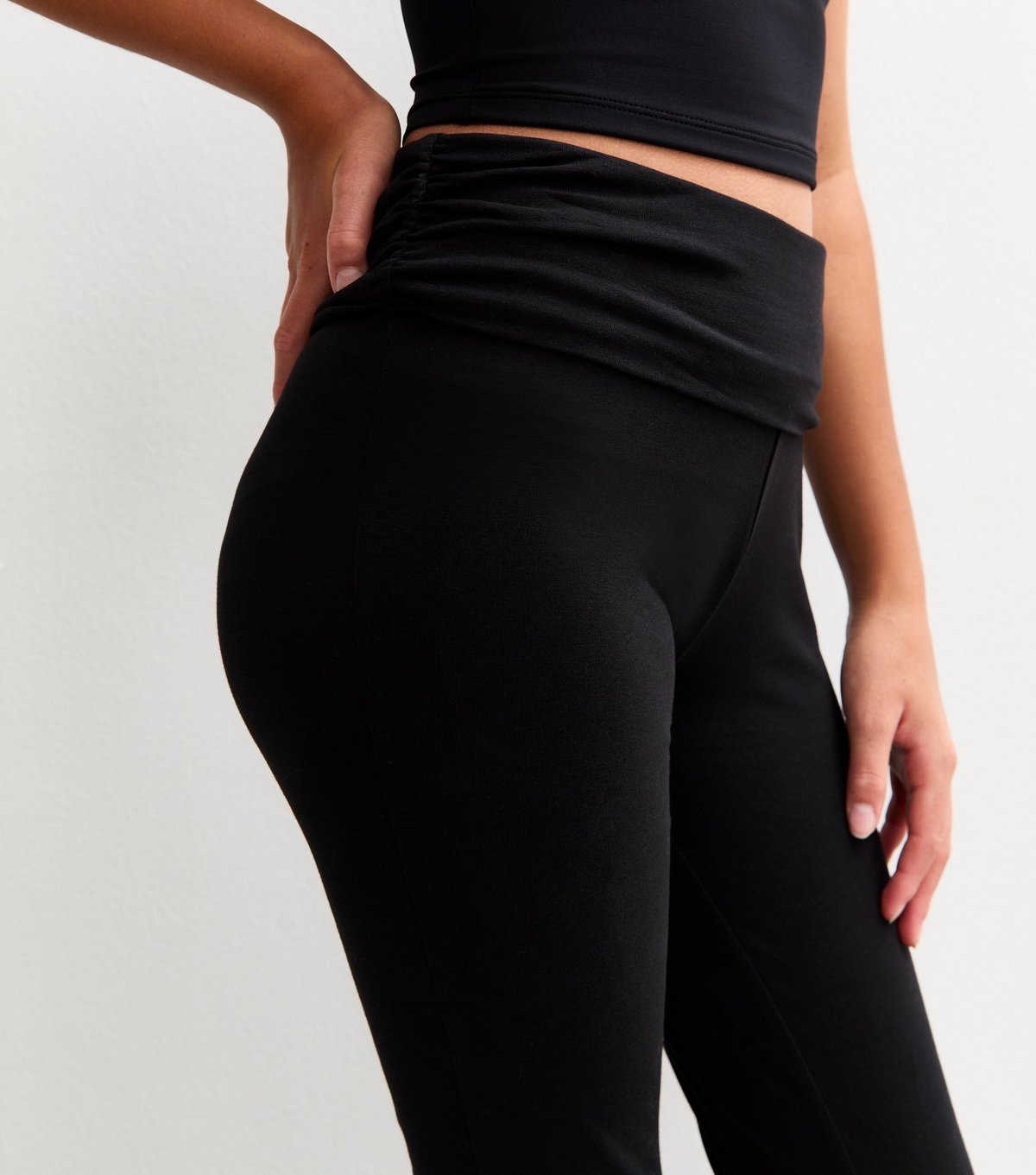 New Look Girls' Black Folded Waist Flared Jersey Leggings New Look - 2