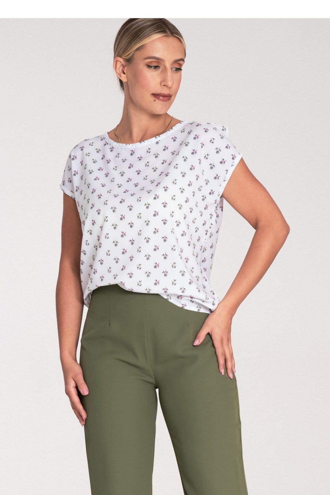 Love Lace Multicolor Round Neck Short Sleeve Blouse