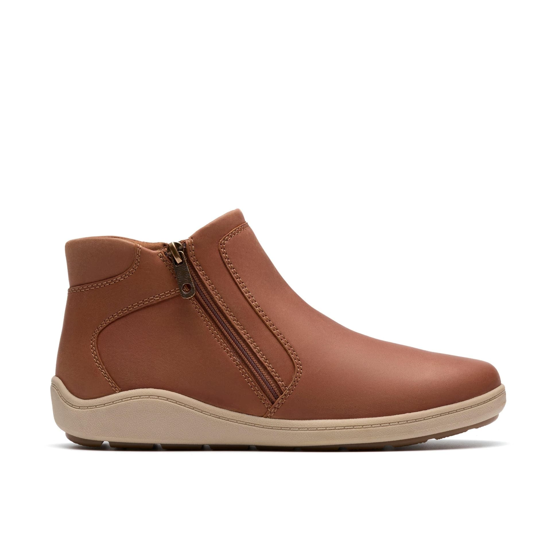 Clarks Clarks Women's Bryianne Carly Tan Leather Ankle Boots in Brown