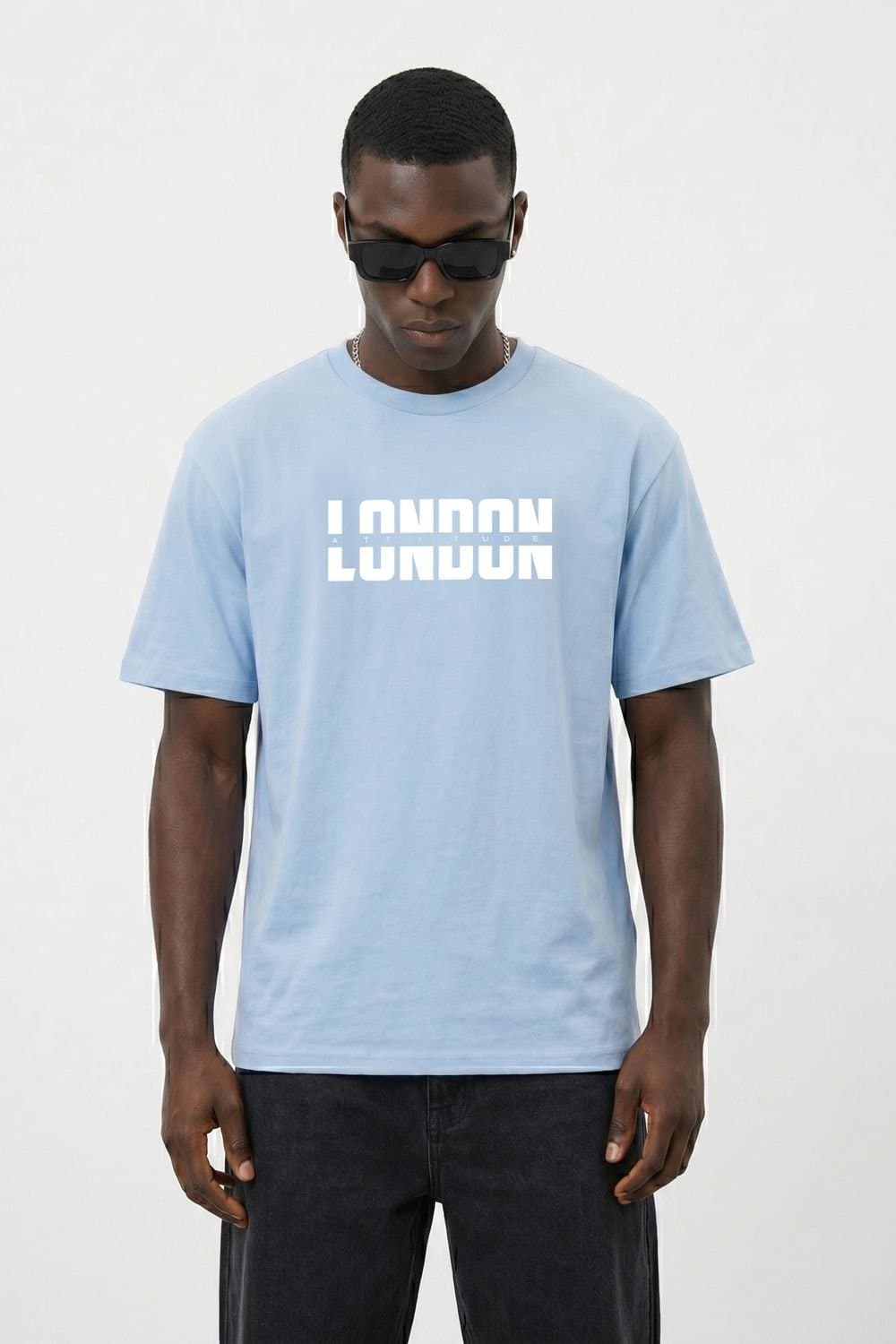 LONDON ATTITUDE LONDON ATTITUDE Men's Essential Split Graphic Premium Cotton T-Shirt in Light Blue