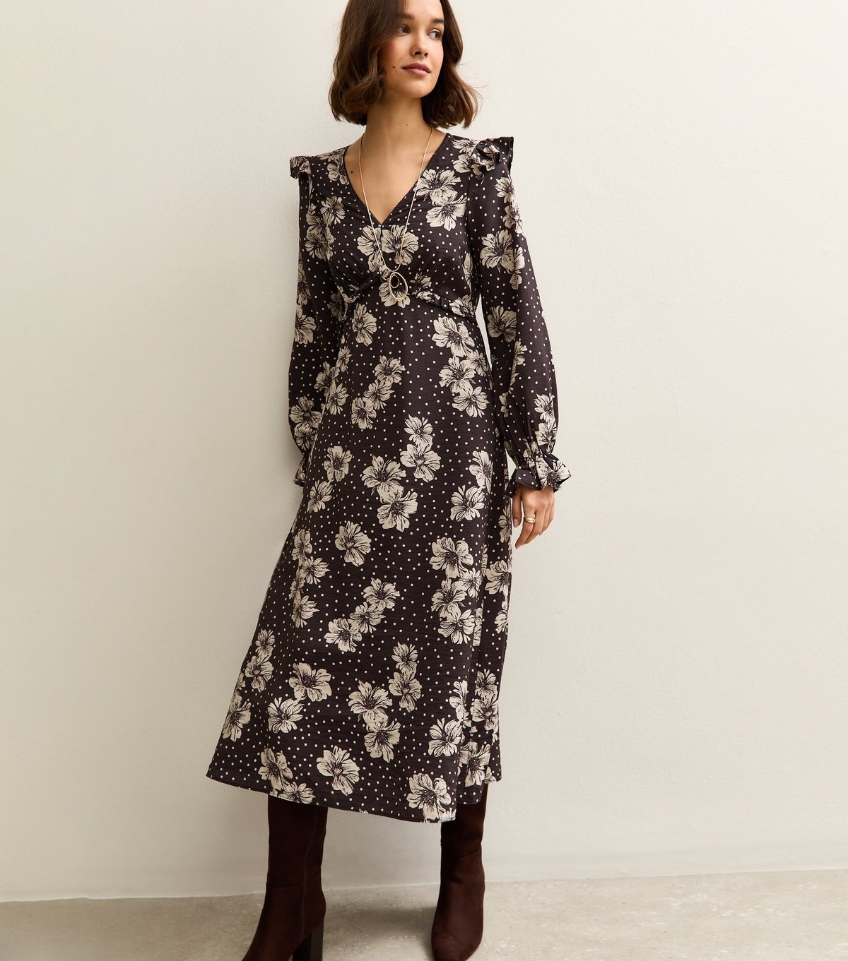 New Look Women's Black Floral Frill Shoulder Midi Dress New Look - 3