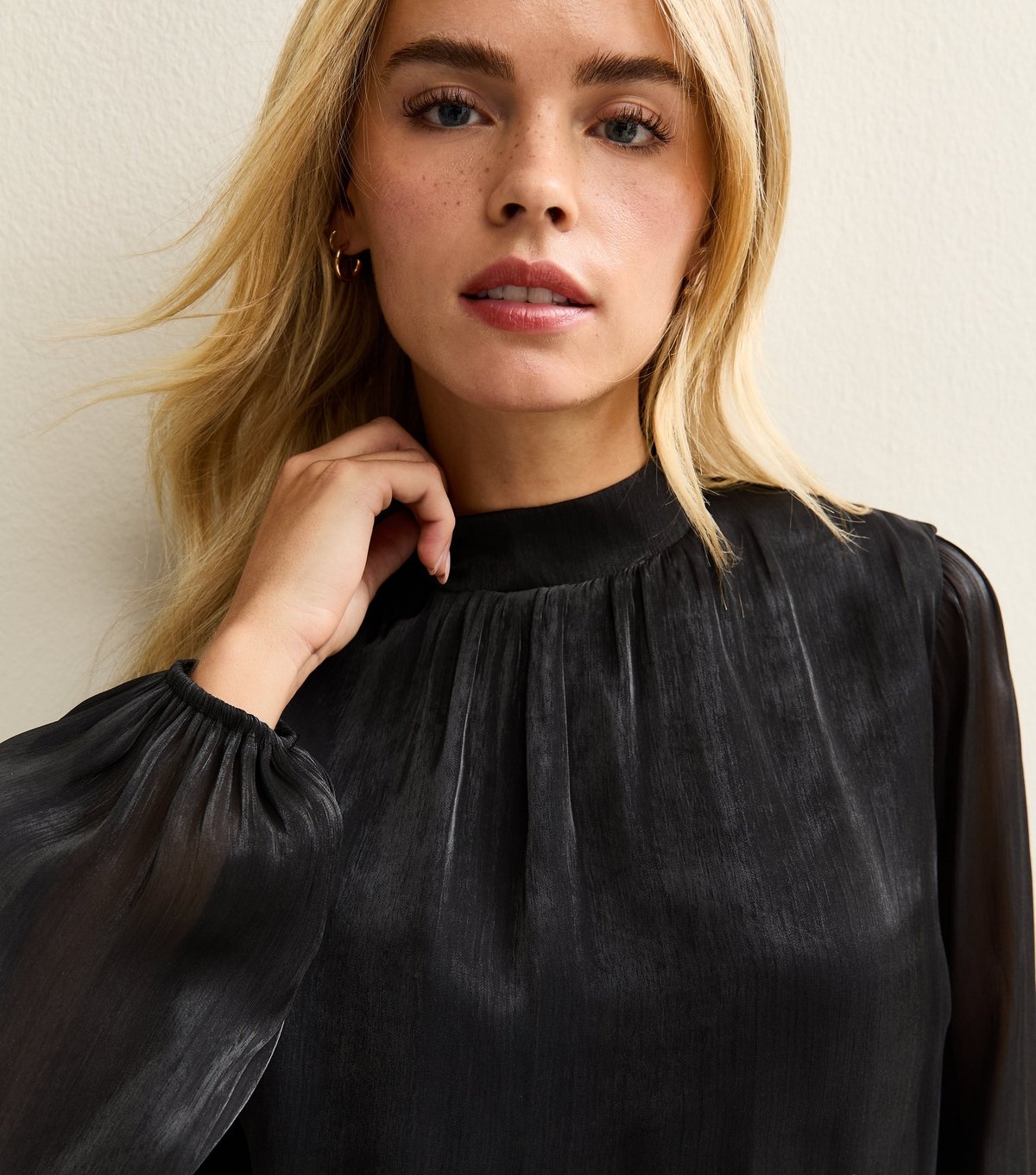 New Look Women's Petite Black Bubble Hem Long Sleeve Blouse New Look - 3