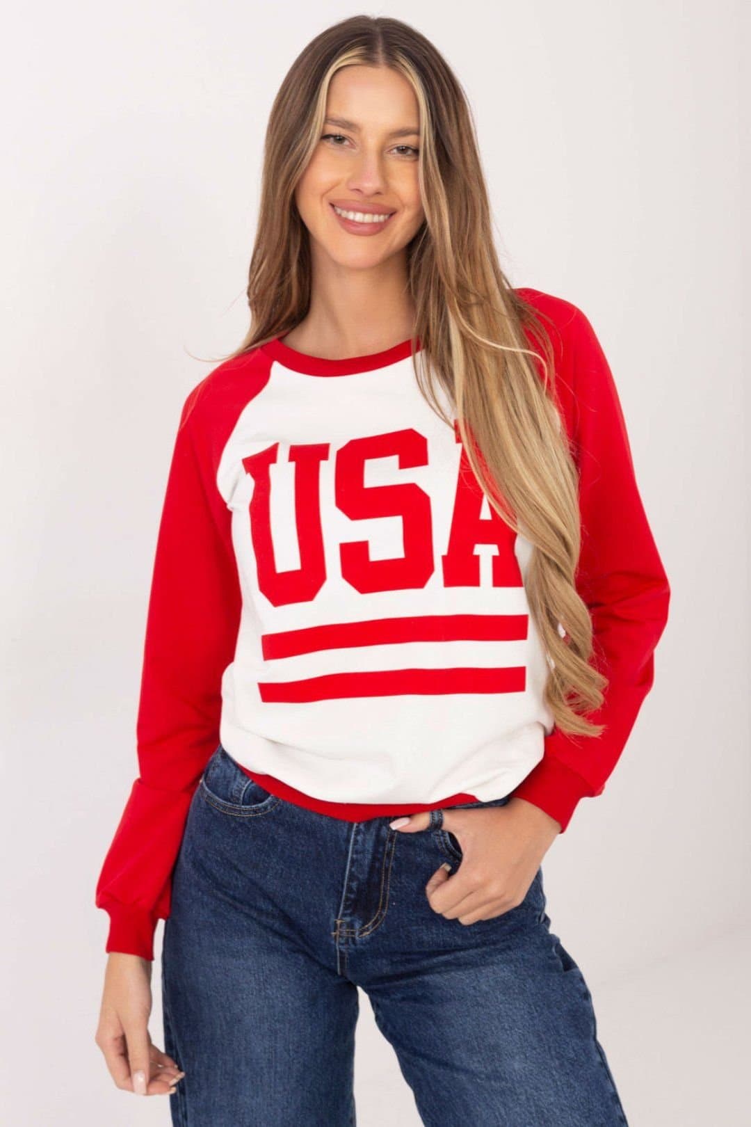 Love Lace Love Lace Women's Graphic Sweatshirt Long Sleeves in Red