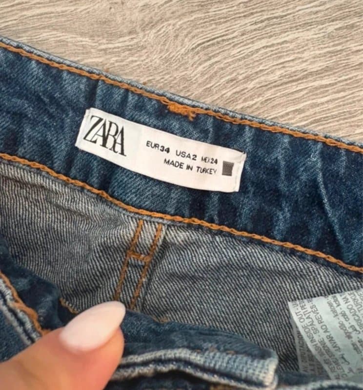 Zara Zara denim jean shorts size xs