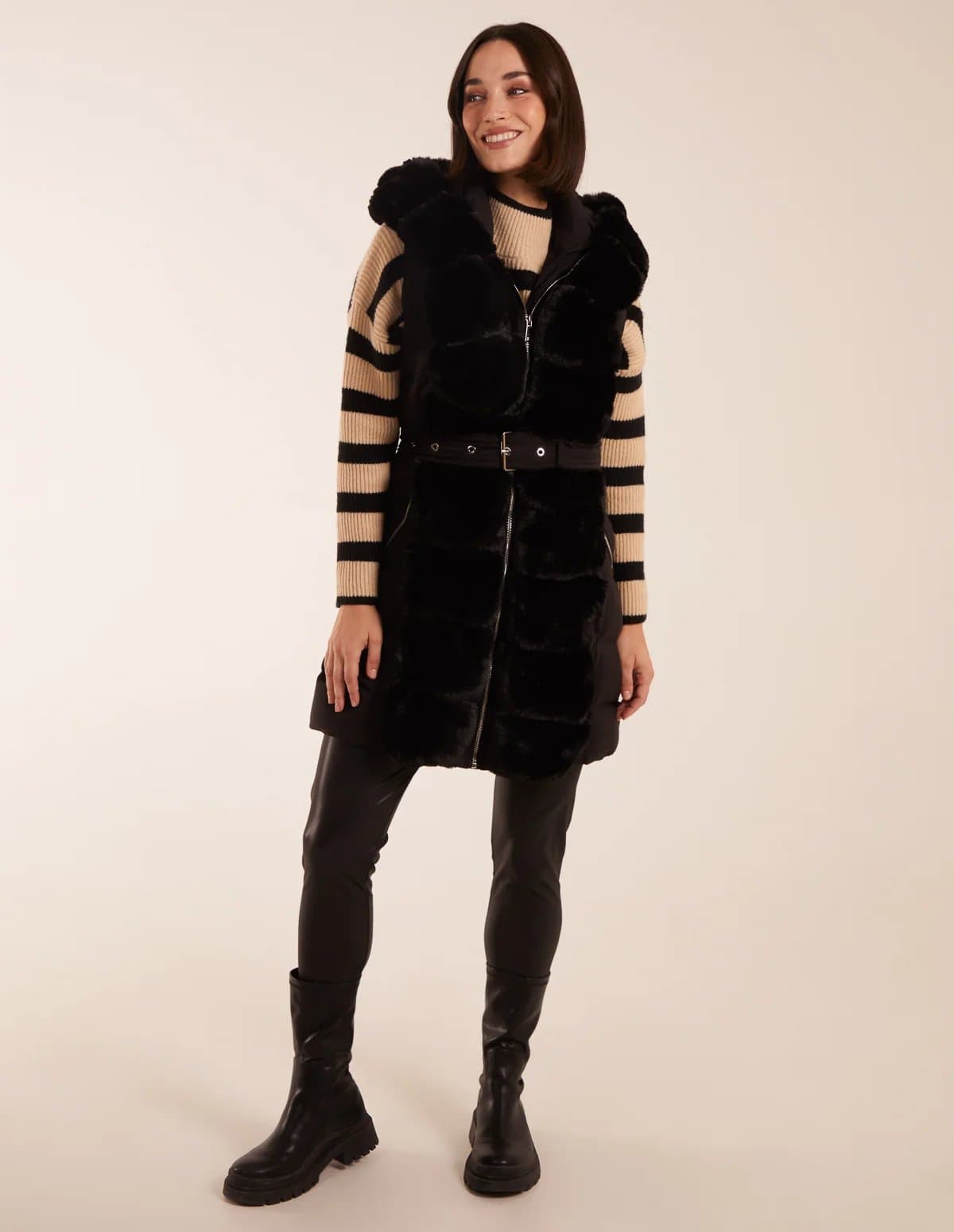 Blue Vanilla Blue Vanilla Black Faux Fur Detail Belted Gilet