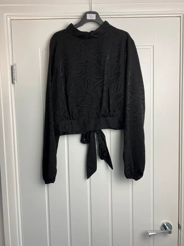 New Look New Look Black Jacquard Animal Print Tie Back Crop Top UK 12 BNWT