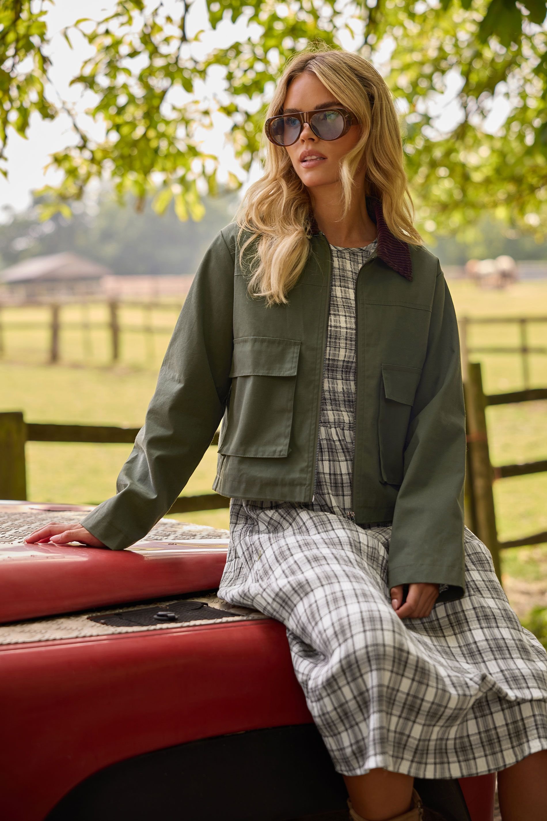 PixieGirl PixieGirl Women's Petite Cord Collar Barn Jacket in Green - 3