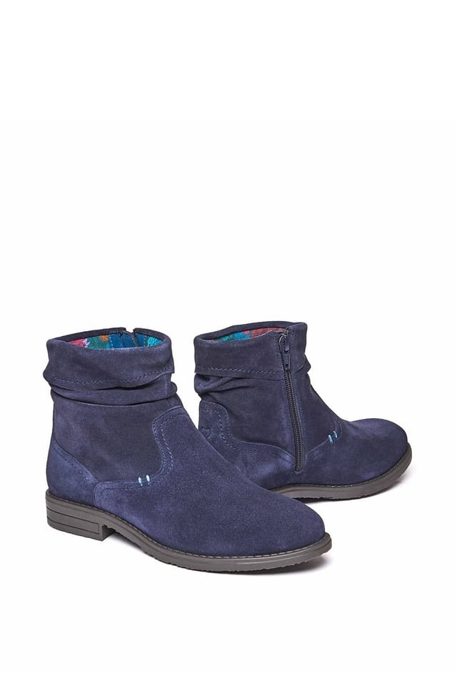 Moshulu Moshulu Women's 'Pipistrelle 3' Ruched Suede Pixie Ankle Boots in Indigo - 2