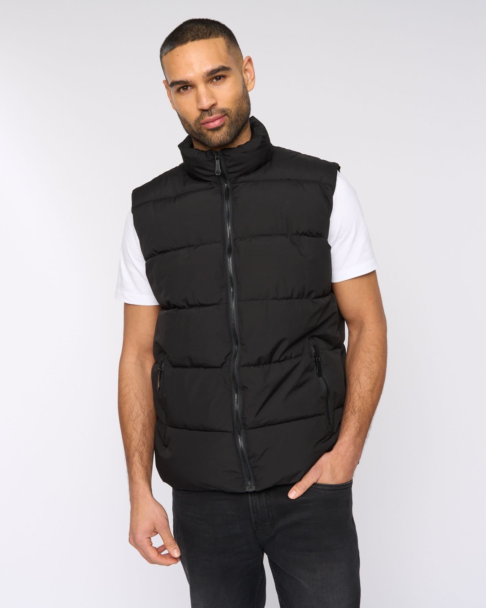 Bewley&Ritch Bewley&Ritch Stanten Men's Velour-Lined Padded Gilet with Full Zip Fastening in Black