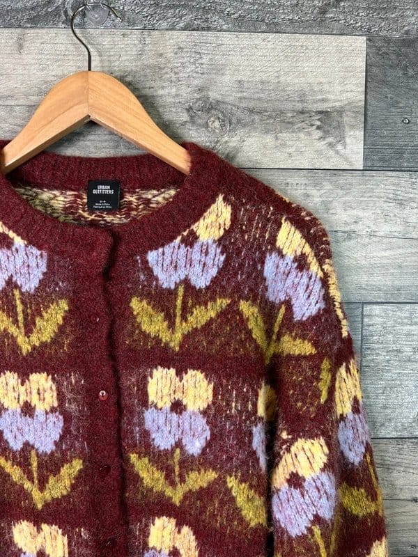 Urban Outfitters Urban Outfitters Dakota Cardi Cardigan Size Small Burgundy Floral Knit Sweater - 1