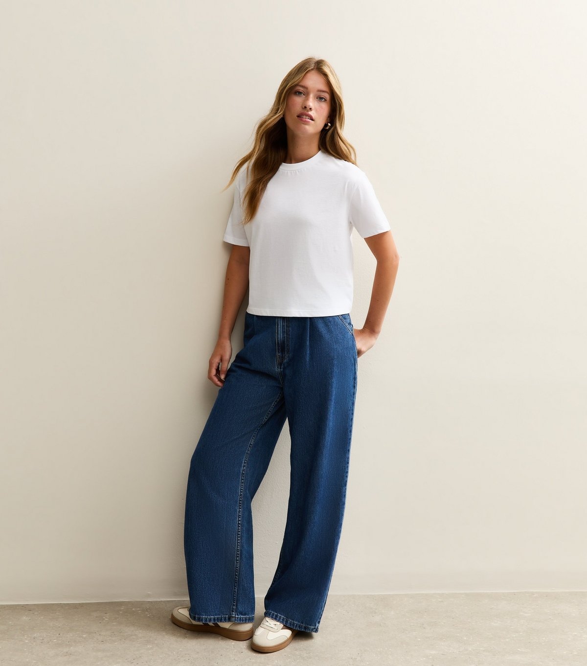 New Look Women's White Boxy Fit T-Shirt New Look - 3