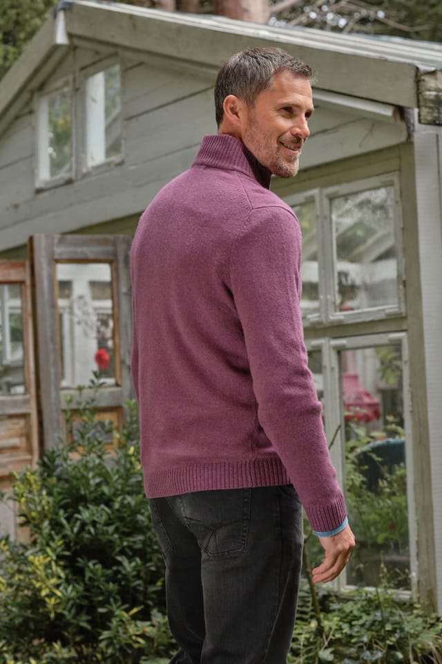 WoolOvers WoolOvers Men's Mens Lambswool Zip Neck Jumper in Plum - 3