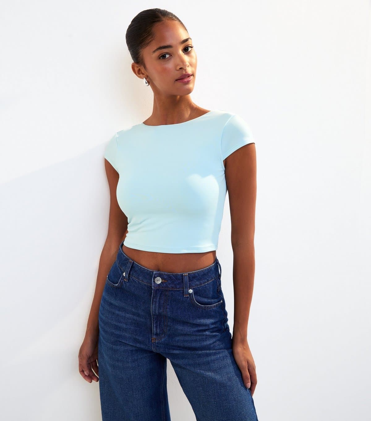 New Look Women's Light Blue Scoop Back Jersey Cropped T-Shirt New Look