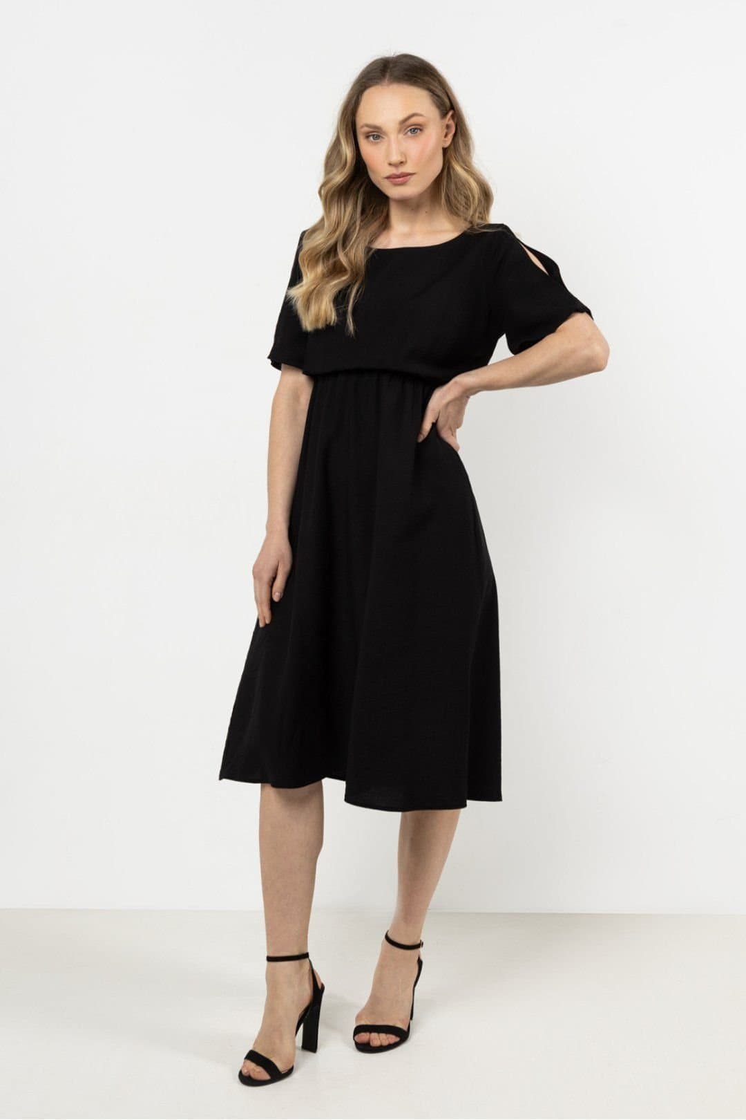 Love Lace Love Lace Women's Elastic Waist Day Dress with Split Sleeves in Black