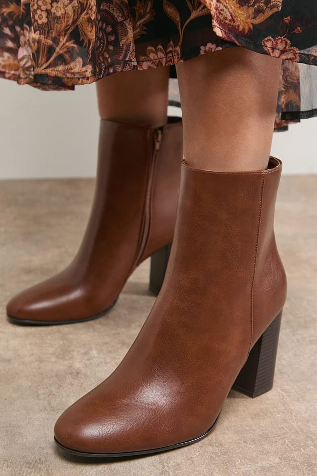 Oasis Oasis Women's Louisa Faux Leather Round Toe Stacked High Heel Ankle Boots in Dark Tan - 3