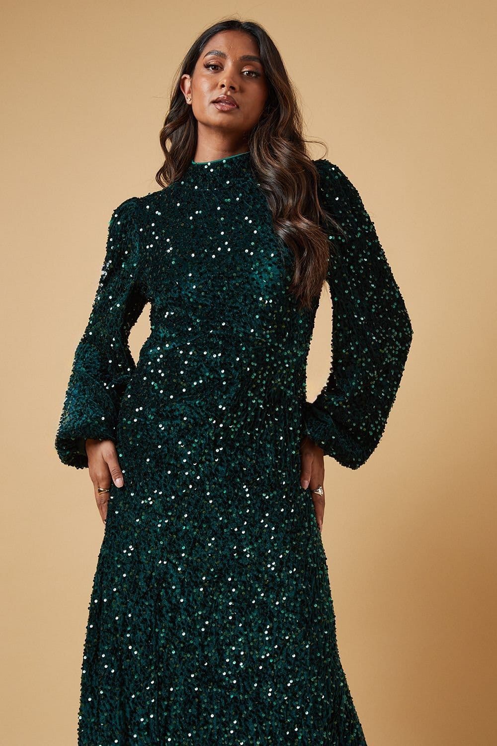 Oasis Oasis Women's Occasion Velvet Sequin High Neck Midi Dress in Green - 4