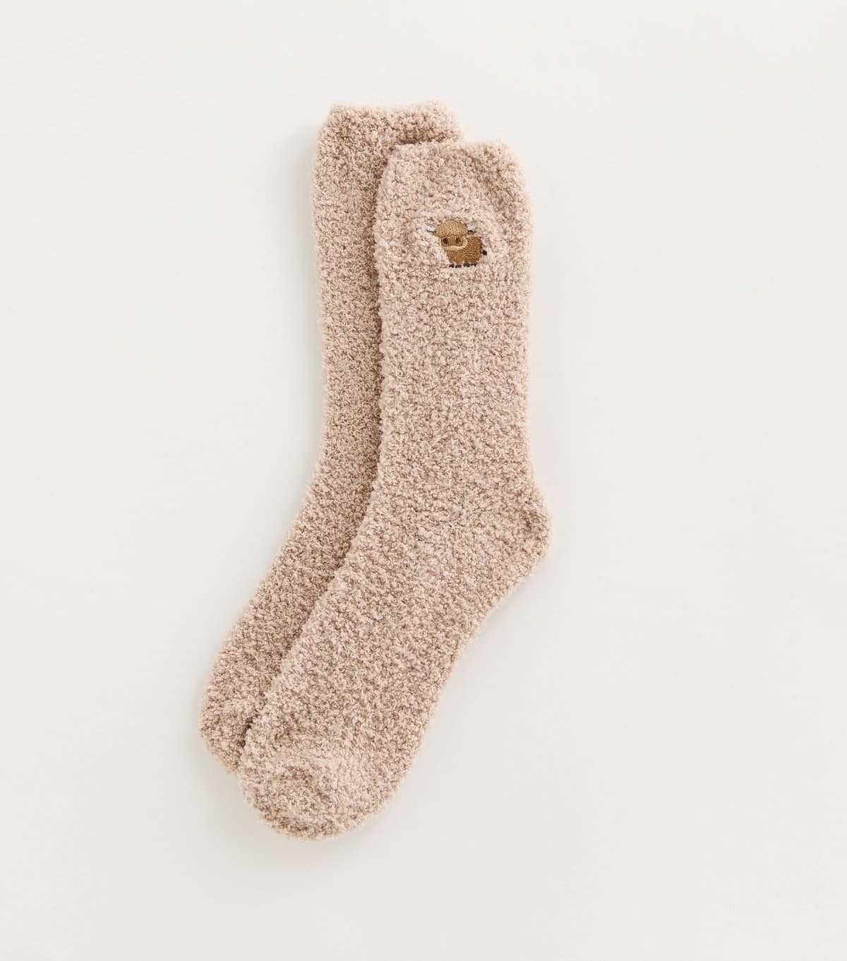 New Look Oatmeal Fluffy Embroidered Cow Ankle Socks New Look