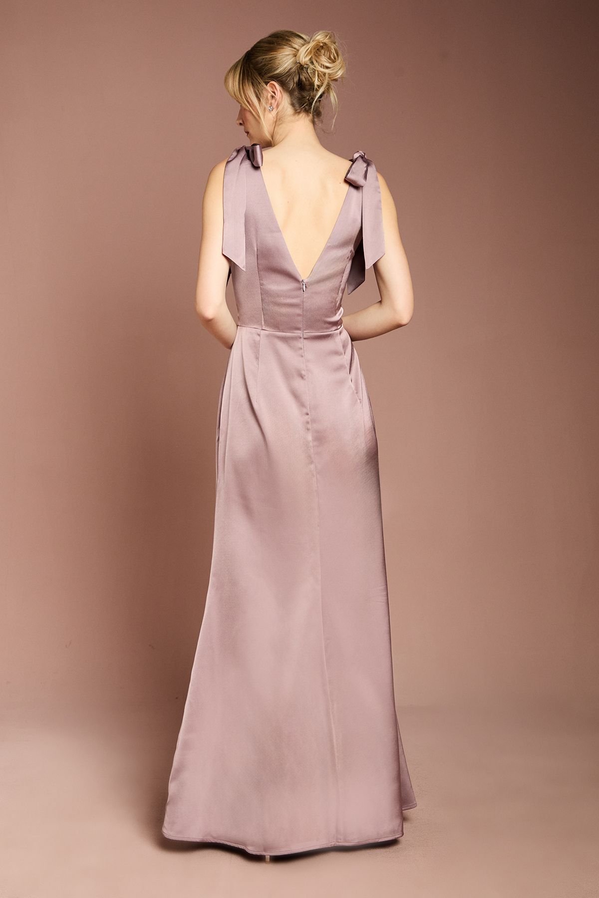 Coast Coast Women's Honoured Satin Back Crepe V Neck Tie Shoulder Maxi Bridesmaid Dress in Dusty Mauve - 3