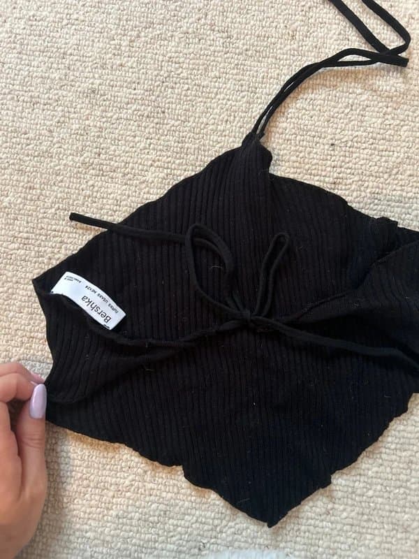 Bershka Knitted bershka tie back halterneck crop top
