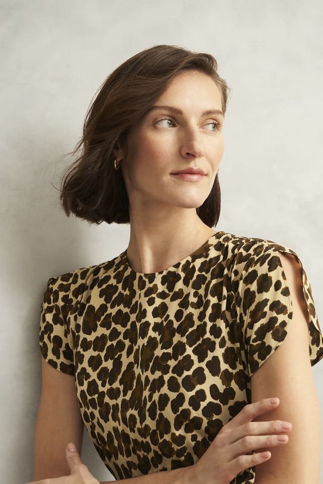 Hobbs London Hobbs London Women's Hampton Short Sleeve Printed Silk Dress in Fawn - 3