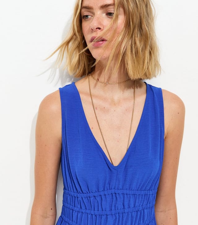 New Look Women's Bright Blue Ruched Waist V-Neck Midi Dress New Look - 2