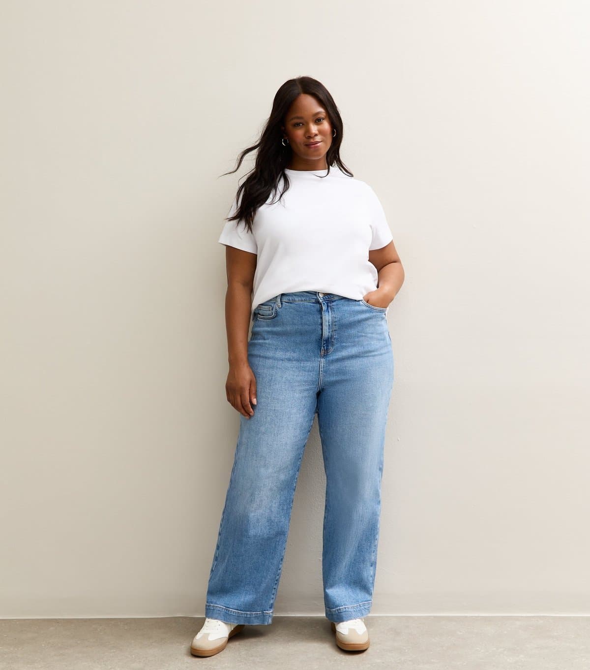 New Look Women's Plus Size Light Blue Elasticated Back Wide Leg Jeans Curves New Look