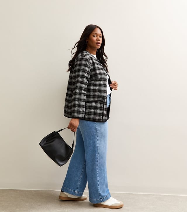 New Look Women's Plus Size Light Blue Elasticated Back Wide Leg Jeans Curves New Look - 3