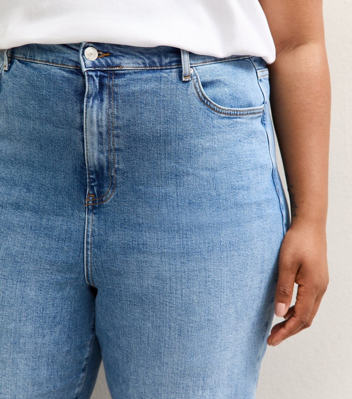 New Look Women's Plus Size Light Blue Elasticated Back Wide Leg Jeans Curves New Look - 4