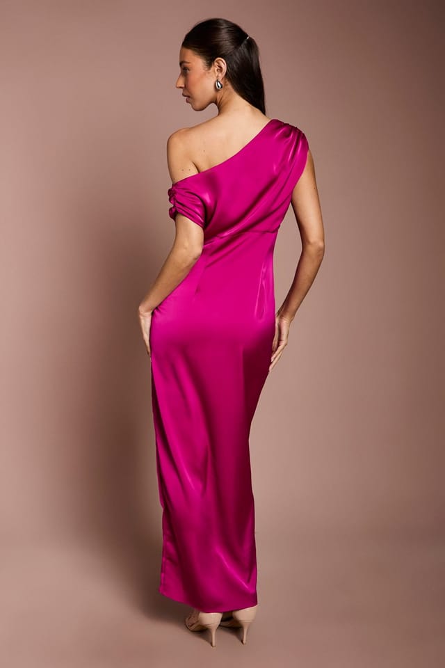 Coast Coast Women's One Shoulder Ruched Satin Maxi Dress in Magenta - 3
