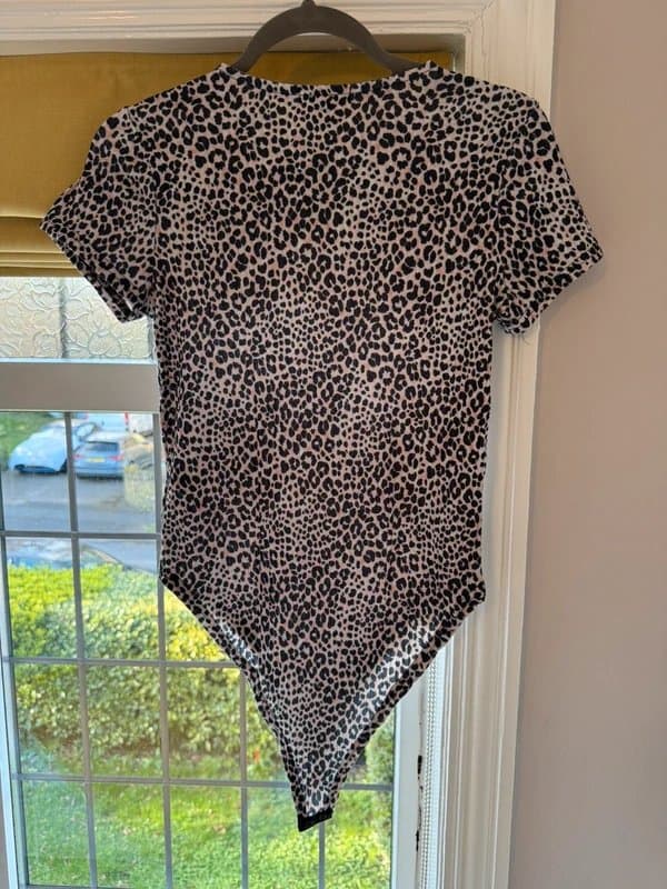 New Look Leopard print bodysuit
