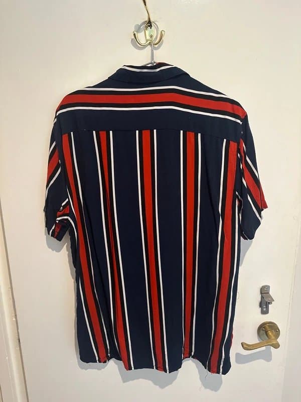 Bershka Striped Navy & Red Shirt Summer Men’s Size M