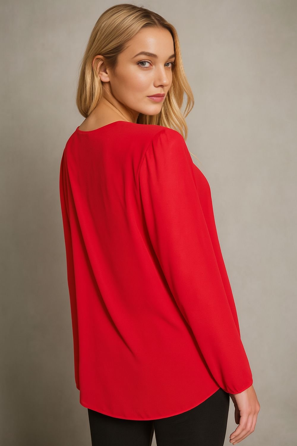 HOXTON GAL HOXTON GAL Women's Long Sleeves Oversized Pleated Top in Red - 4