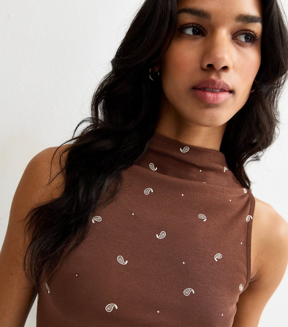 New Look Women's Brown Paisley High Neck Sleeveless Top New Look