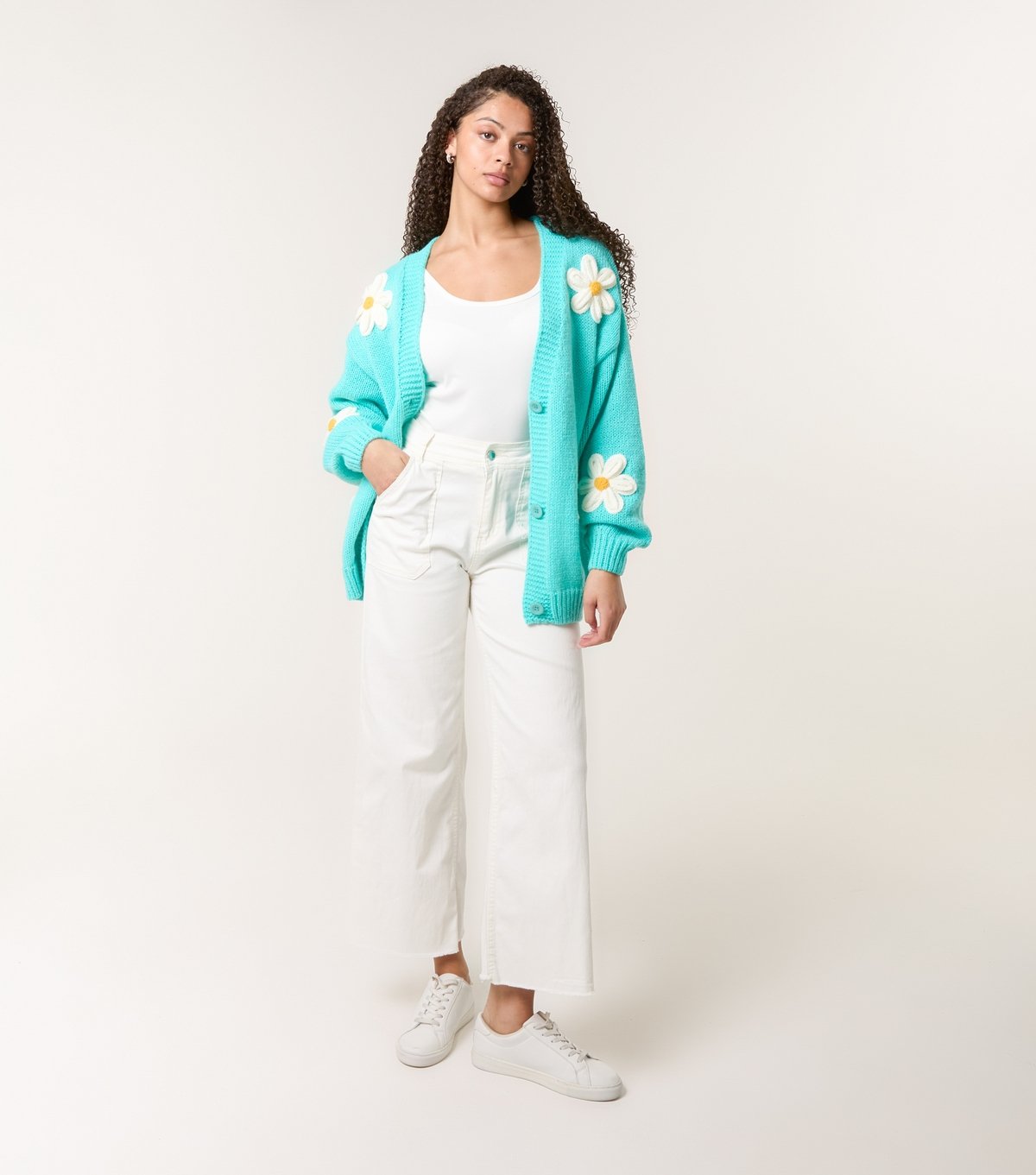 Blue Vanilla Women's Aqua Daisy Appliqué Cardigan Blue Vanilla New Look - 2