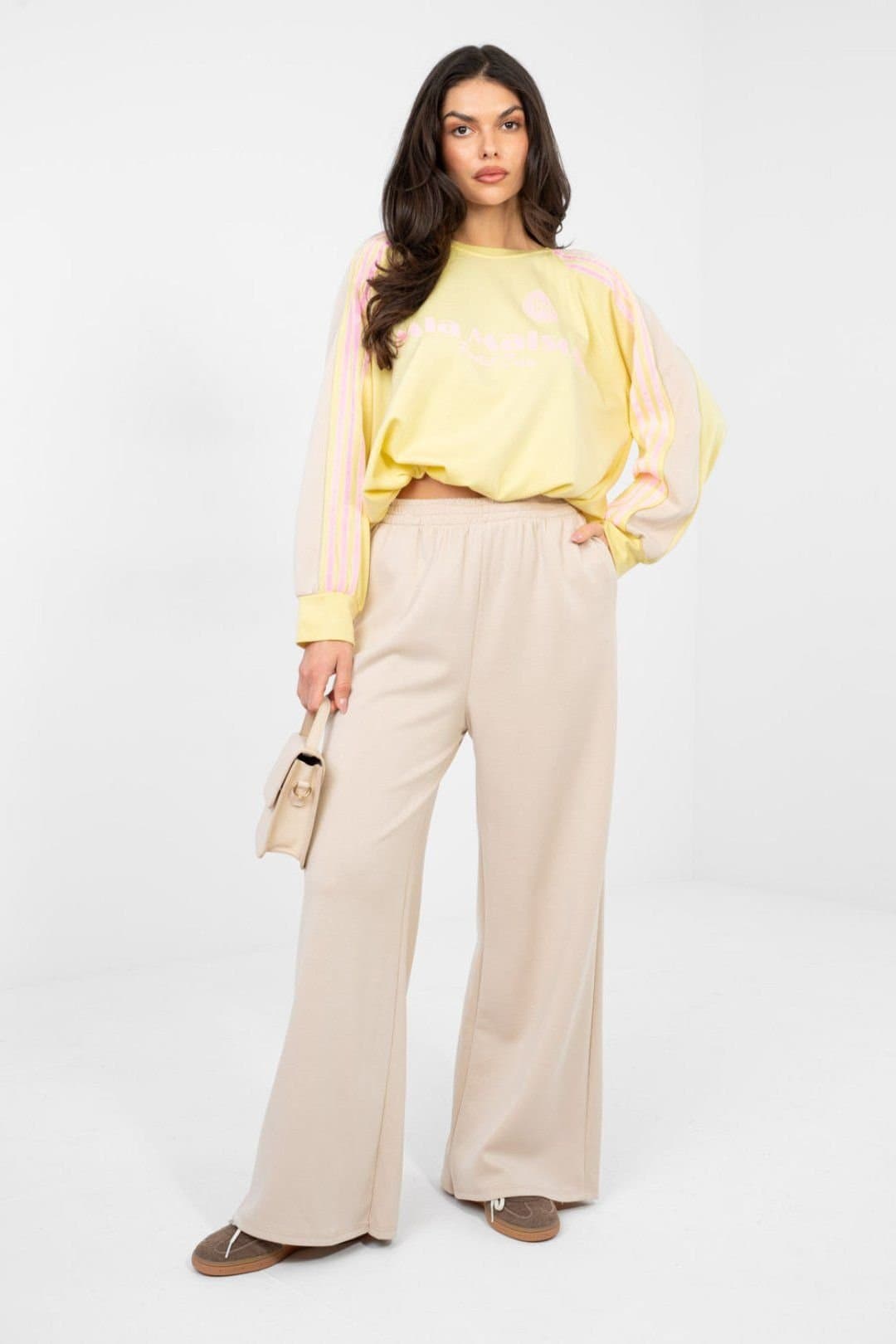 Love Lace Love Lace Women's Casual Wide Leg Sweatshirt & Pant Set in Beige