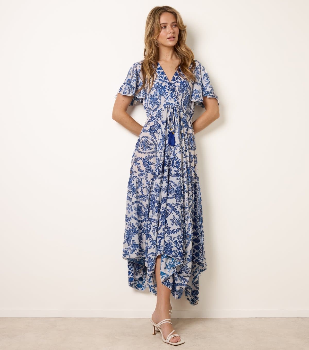Blue Vanilla Women's Navy Floral Print Asymmetric Hem Wrap Dress Blue Vanilla New Look