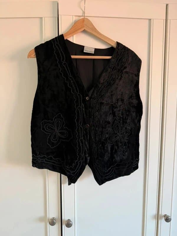New Look Vintage New Look Black Velvet Embroidered Waistcoat - Size L