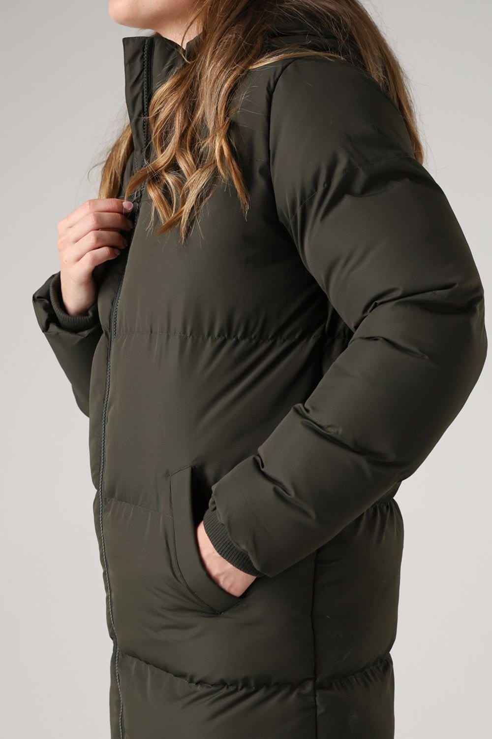 French Connection French Connection Women's Longline Quilted Puffer Jacket with Hood in Khaki - 4