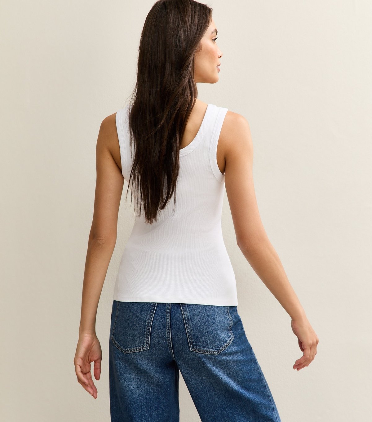 New Look Women's White Scoop Neck Vest New Look - 4