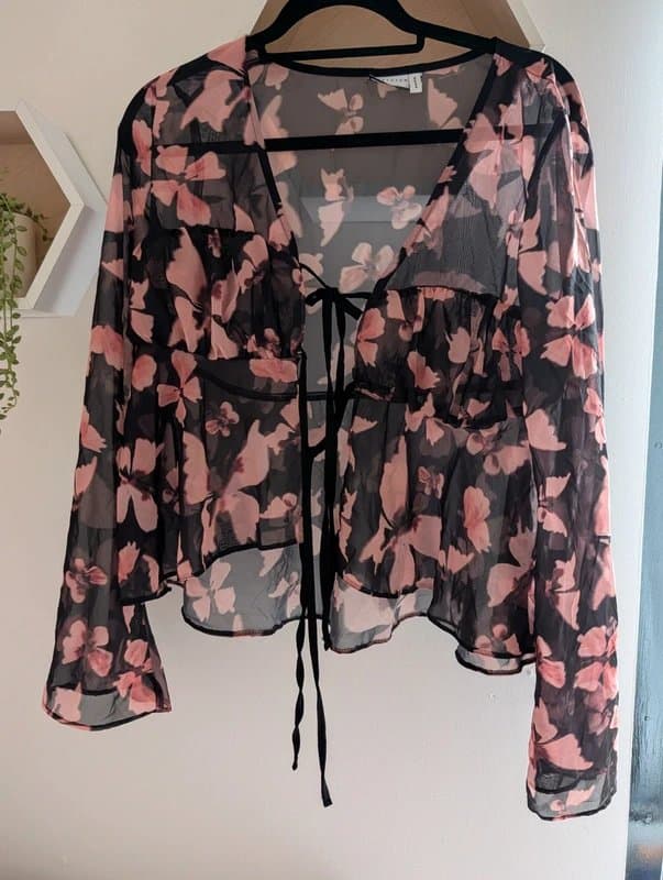 ASOS Design ASOS Black and pink floral mesh blouse size UK 14