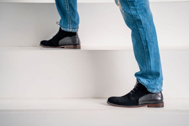 Alexander Pace Alexander Pace Men's 'Rudyard' Premium Leather & Suede Chukka Boots in Black - 3