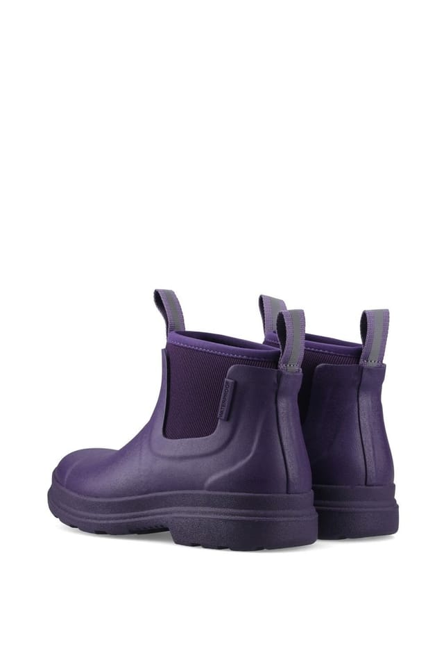 Muck Boots Muck Boots Women's Rainscape Chelsea in Grape - 2