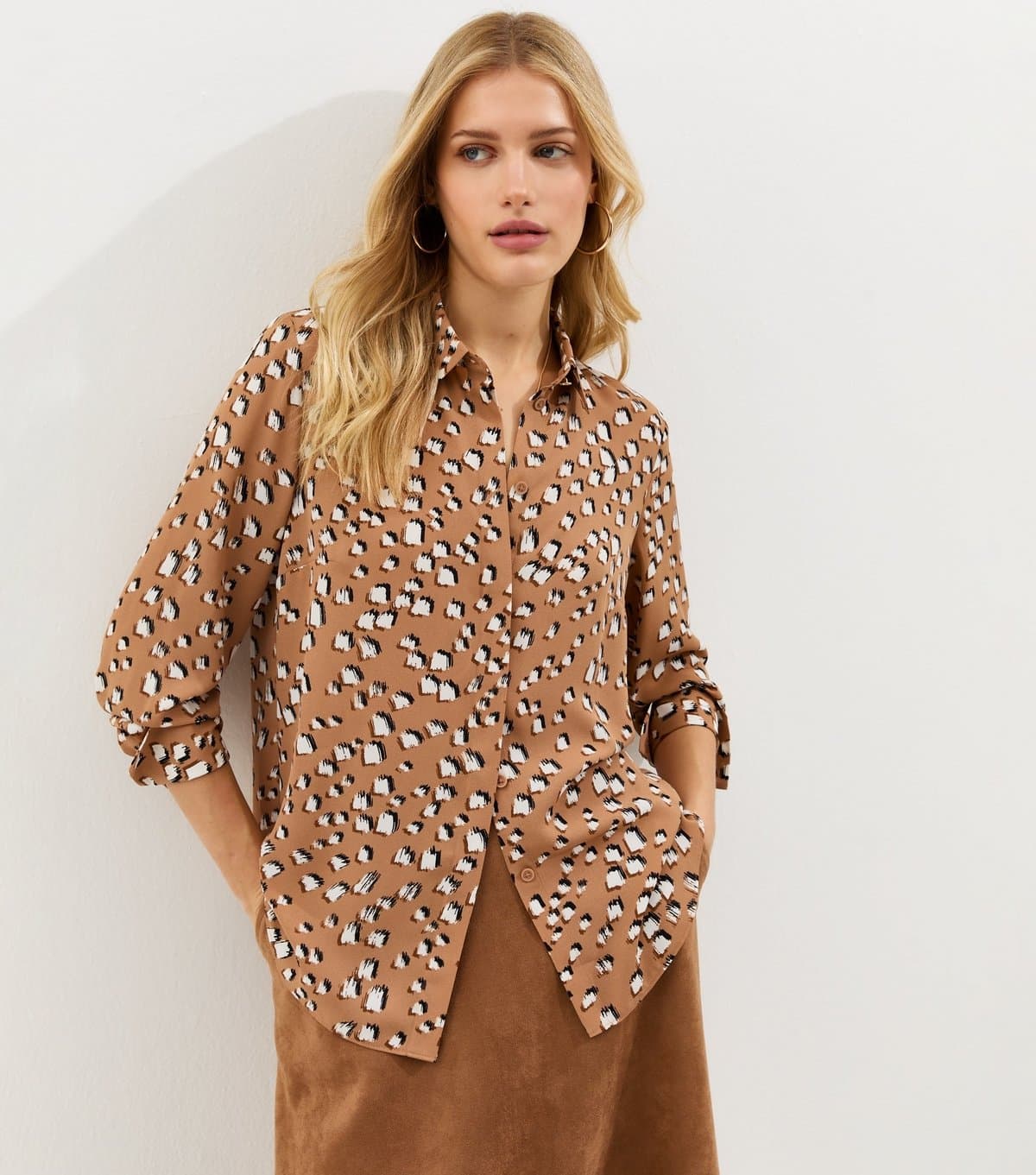 New Look Women's Brown Abstract Pattern Gold Button Shirt New Look